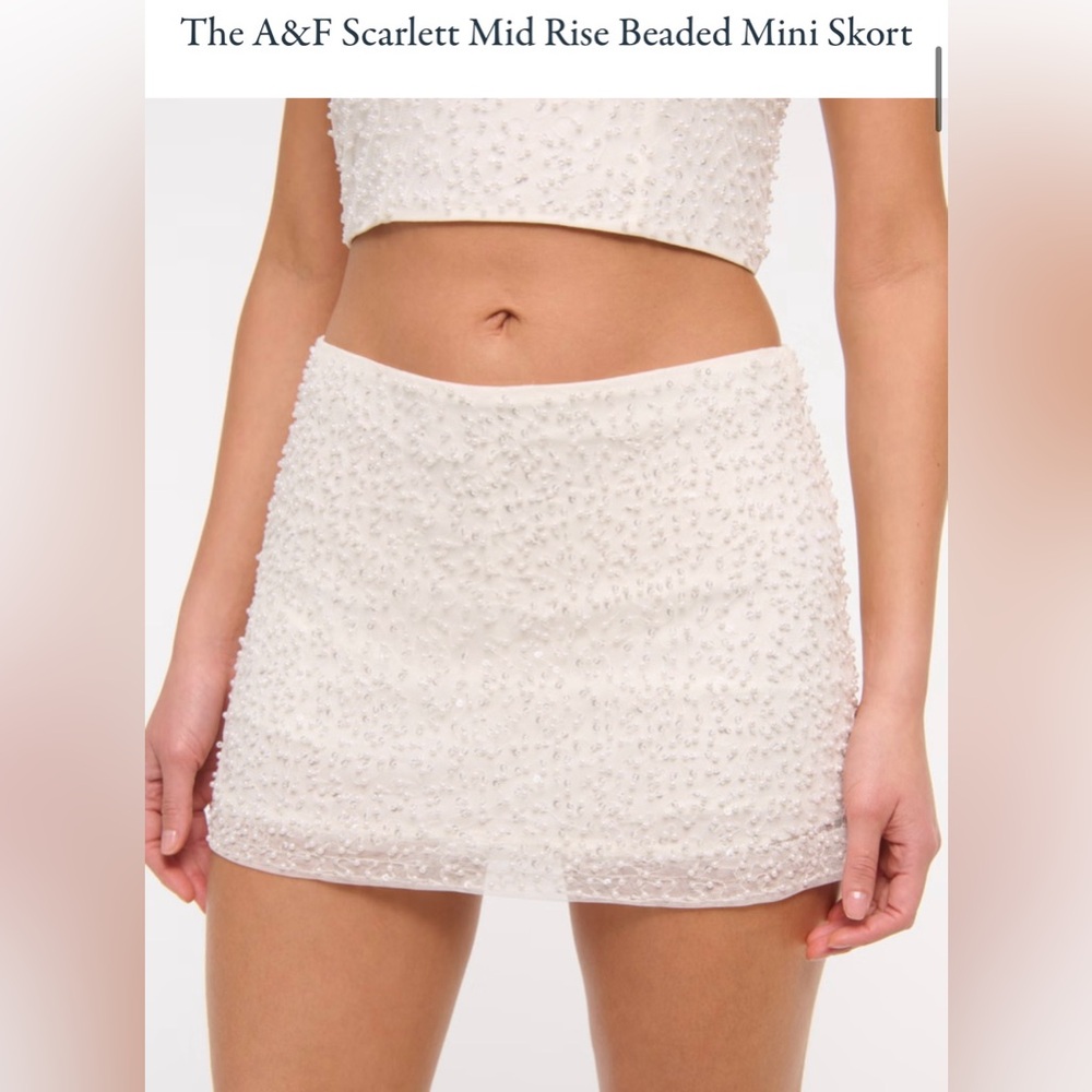 The A&F Scarlett Mid Rise Beaded Mini Skort XL White